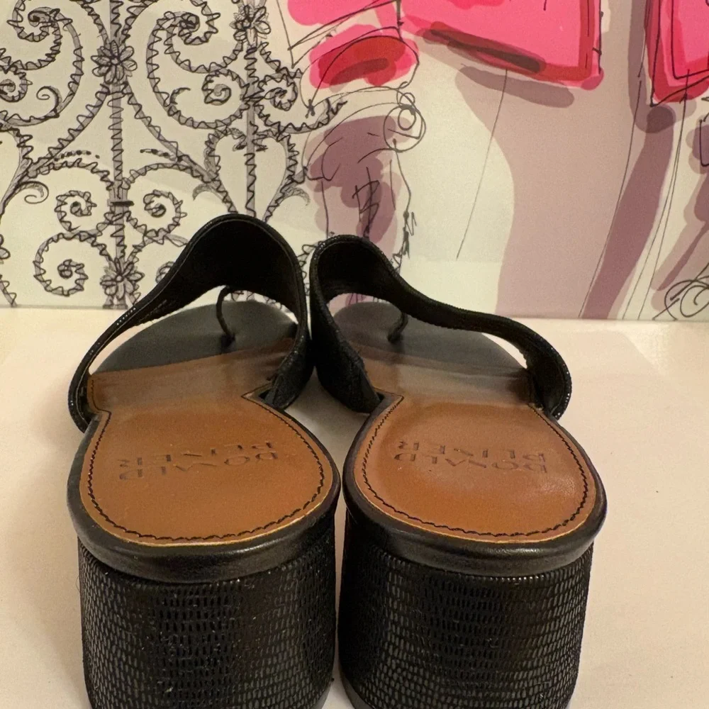 Donald J. Pliner Black Textured Leather Slide Mules - Size 7 1/2 - Picture 5 of 6